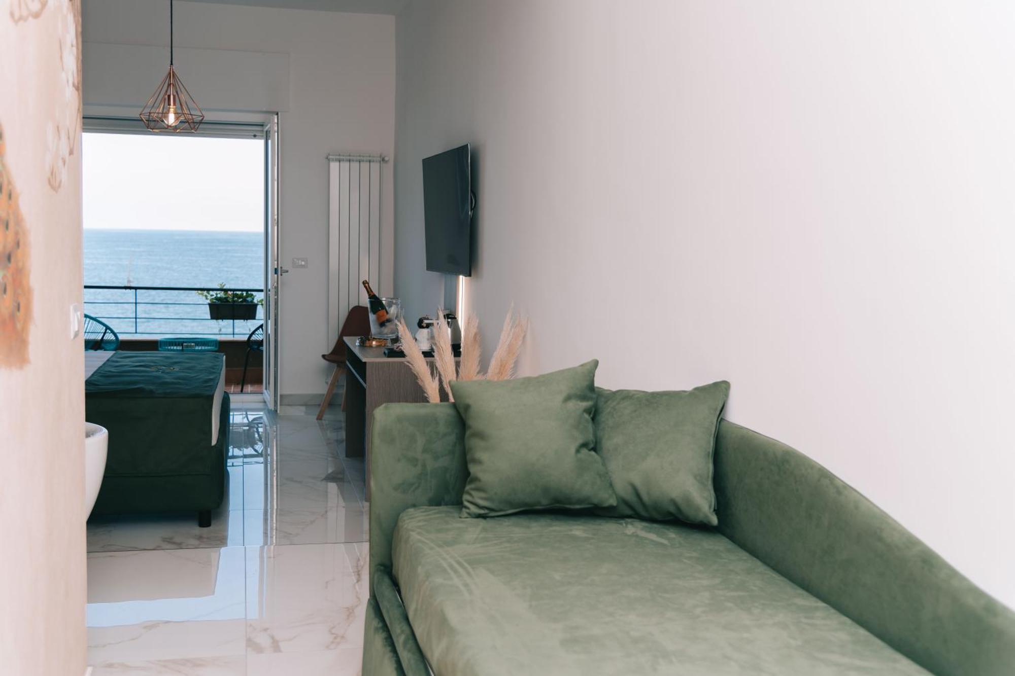 Frontemare Suite Castellammare di Stabia Ruang foto